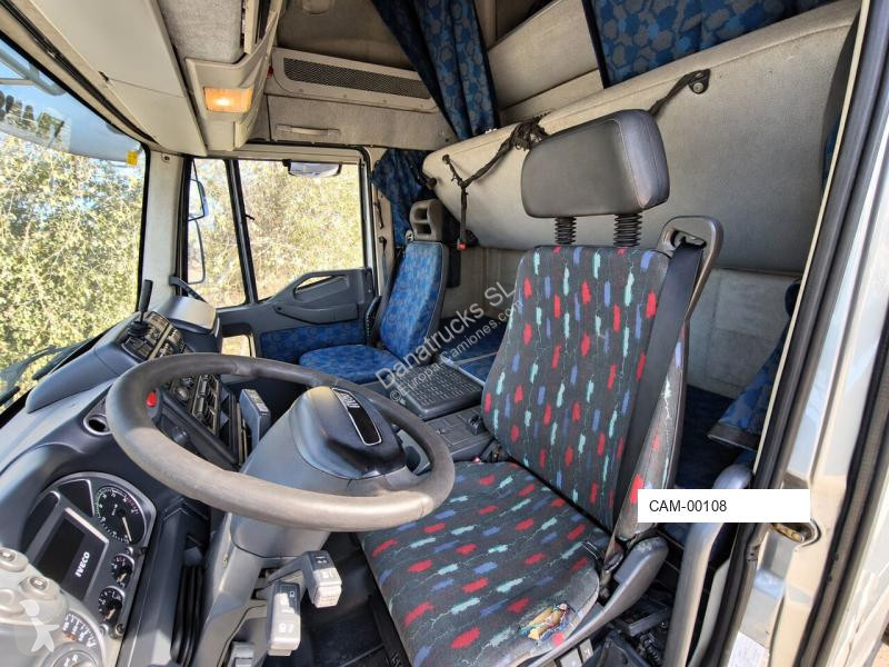 Iveco 150E28 Semitautliner + Dhollandia |...