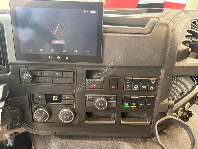 Lastbil Volvo 460 ic + HMF 2320 5x EXT + 6x4 +...
