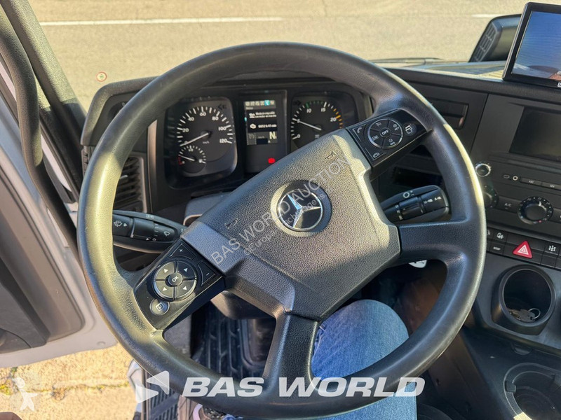 Mercedes 1843 truck