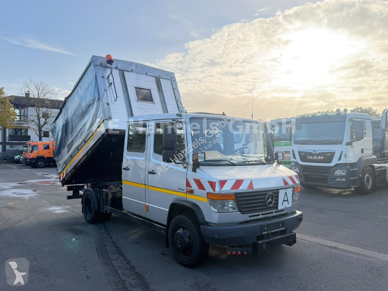 Teherautó Mercedes 816D BB DoKA 13m3...