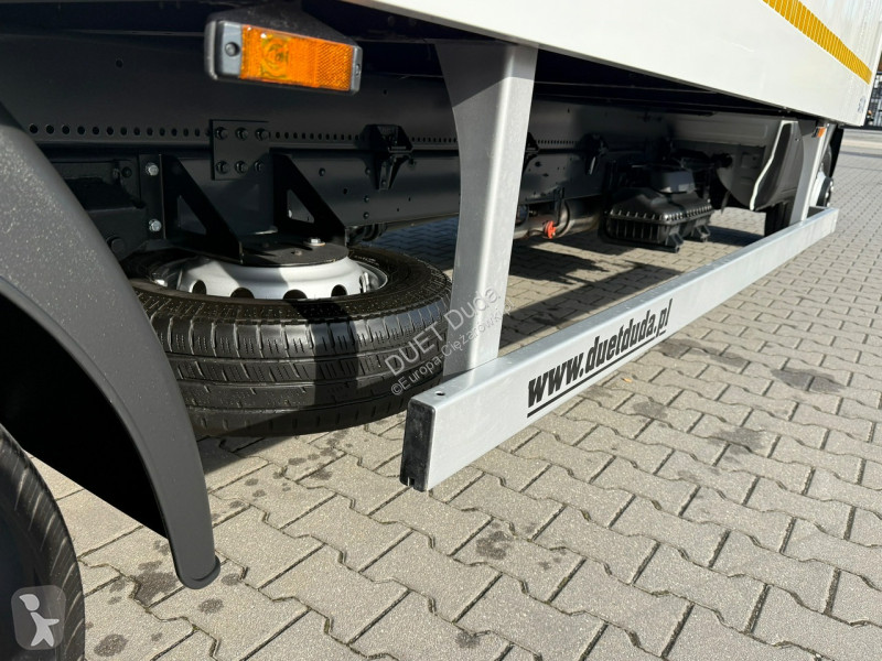 Kamion Iveco 72C18 Kontener HI-MATIC 15 Euro Palet