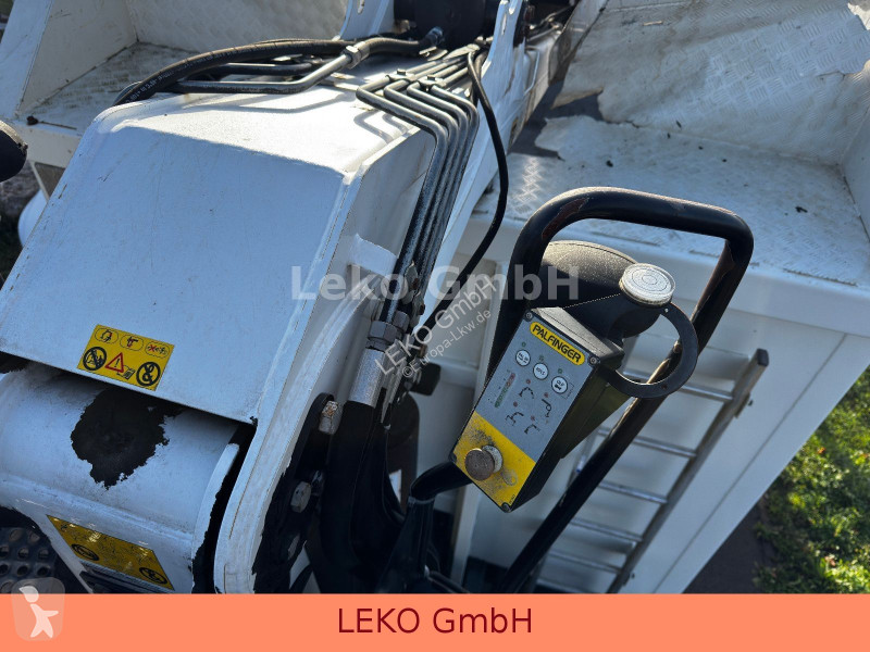 Teherautó Volvo 420 Liftachse