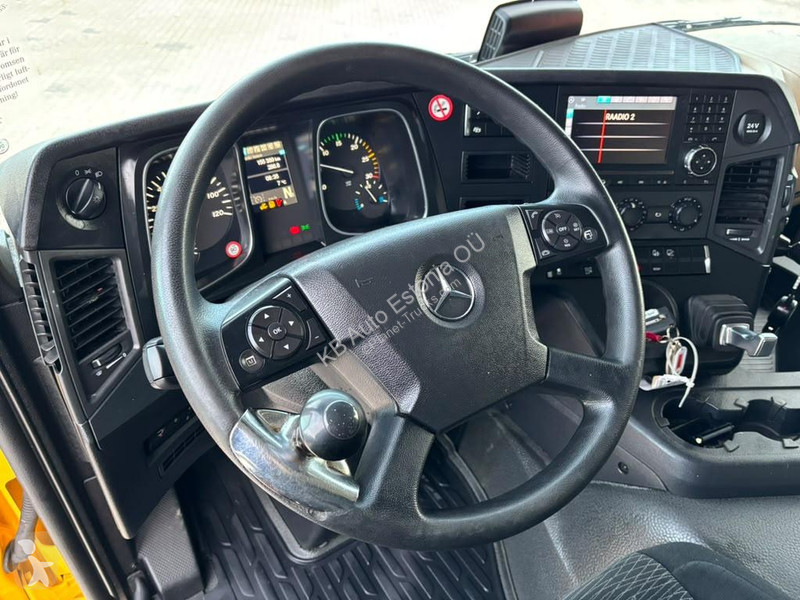 شاحنة Mercedes 1827 4x2 LOW MILEAGE ! / BOX...