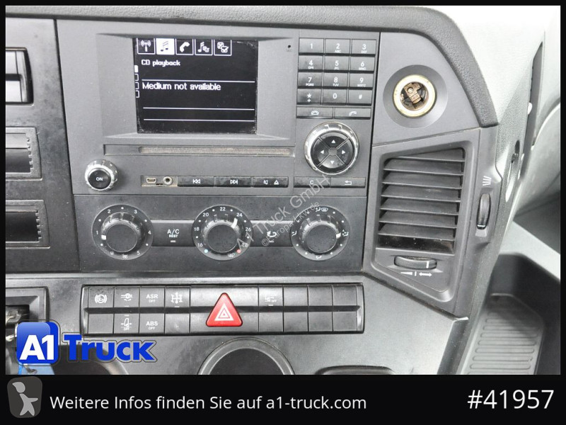 Kamion Mercedes 2646 Arocs, 3 Seiten Kipper,...