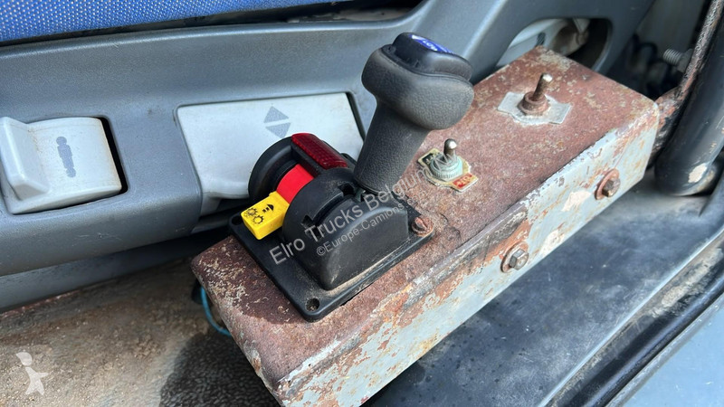 Vrachtwagen MAN 26.310 (MANUAL PUMP / BIG AXLE...