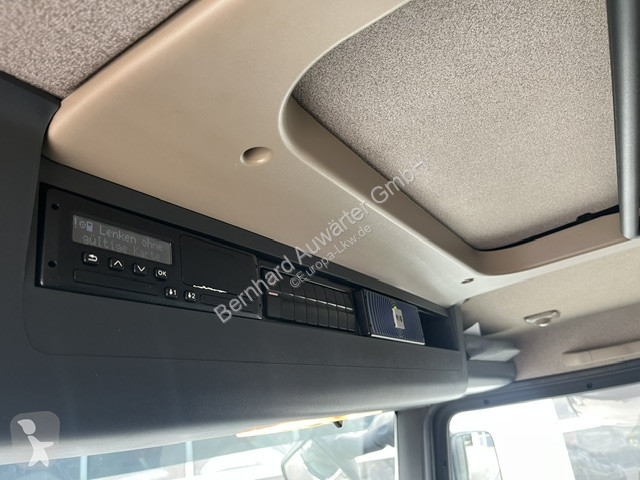Vrachtwagen MAN 18.290