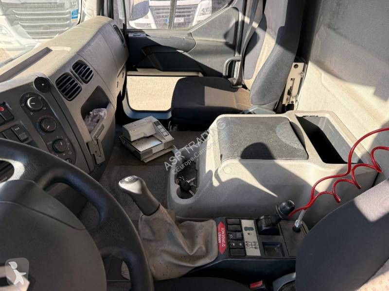 Vrachtwagen Renault 280 DXI