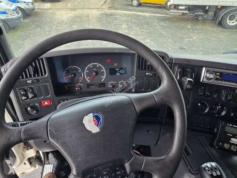 Camión Scania 230