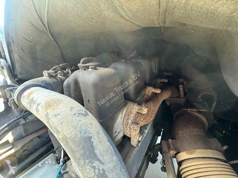 Vrachtwagen Scania 94 - 300 (MANUA GEARBOX /...