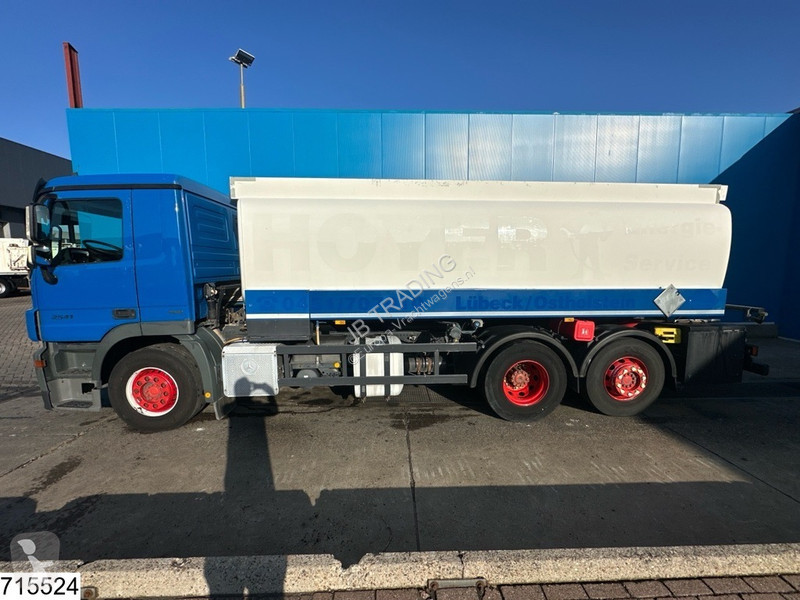 Teherautó Mercedes 2541 EURO 5, 21.000 Liter, 4...