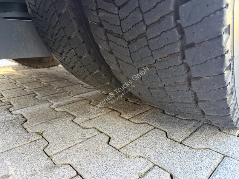 Teherautó Mercedes MP5 2551 6X2 Kran Fassi F185