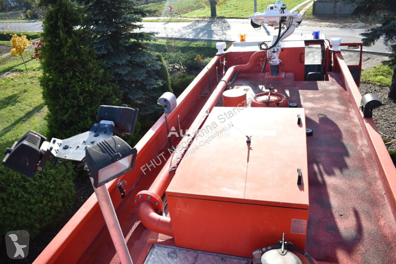 Kamion Sides VMA CS Fire Truck Crashtender Airport