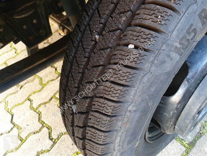 Vrachtwagen Mercedes 508 D 4x2 Doka 508 D 4x2...