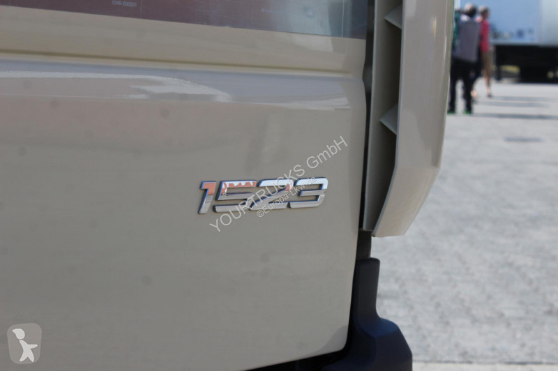 Kamion Mercedes 1523 Koffe 6,7m LBW Seitentür...