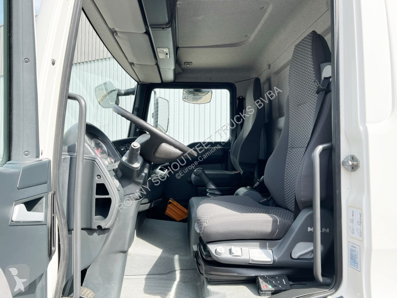Camion MAN TGL 12.210 4X2 BL TGL 12.210 4X2 BL