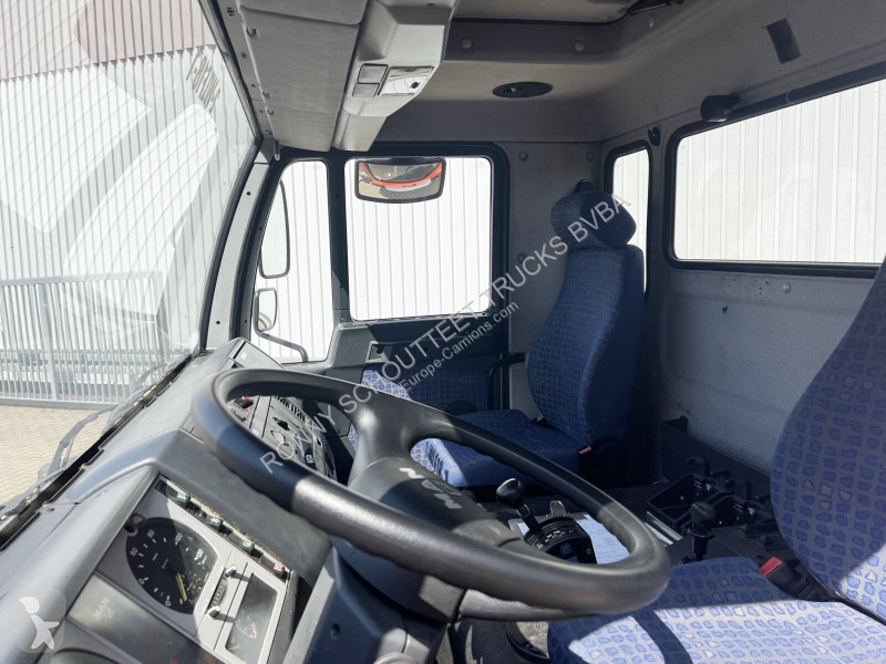 Camion MAN 25/18.284 6x2-4 LL 25/18.284 6x2-4...