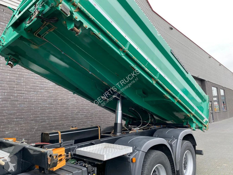 Kamion MAN 26.560 6X4 BB + 3 ZIJDIGE...