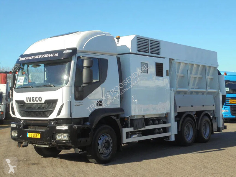 Camion Iveco 450 + Euro 5 + Zandzuiger + Manual...