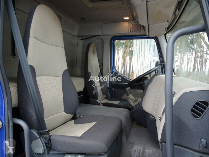Camion Renault MIDLUM 240 DXI