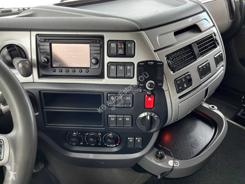 Настройка аудиосистемы Форд Транзит 2022 года. Установка овальной Sony в Форд Транзит.
