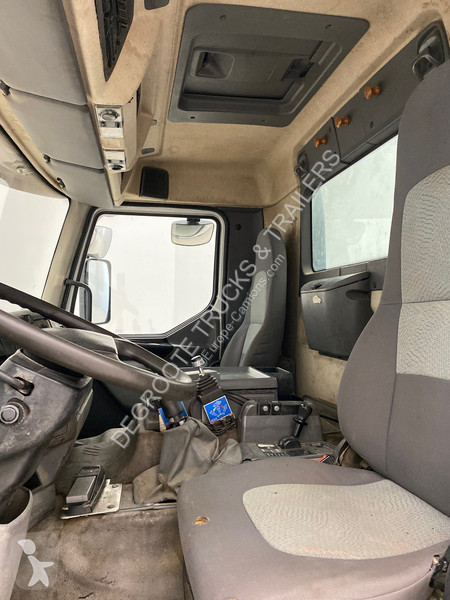 Kamion Renault 370 DCi