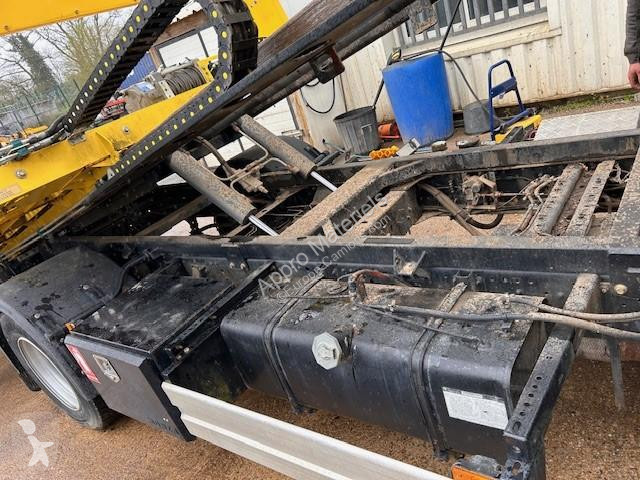 Camion Isuzu PLATEAU BASCUMLANT COULISSANT...