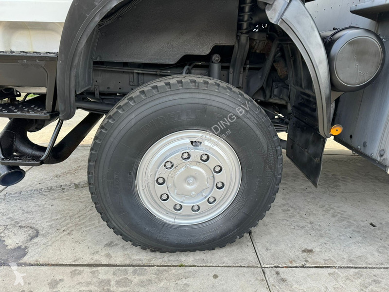 Camion Iveco 200-32 AHW 8000L Aircraft refueler...