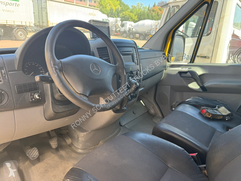 Furgoneta Mercedes Sprinter 516 KA 4x2 Sprinter...