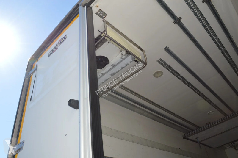 Vrachtwagen Volvo FE 260 * EURO5 * CARRIER...