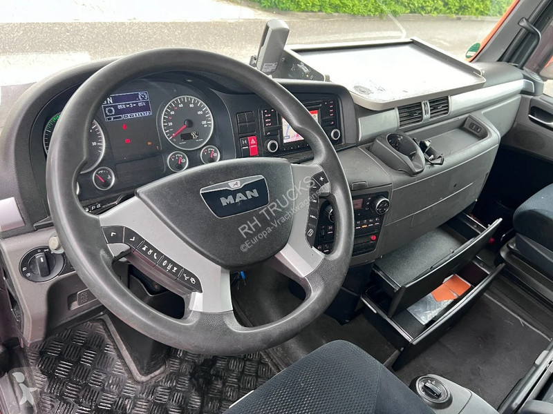 Camion MAN TGX XLX 6X2 + HANGER EURO 5 - BDF...