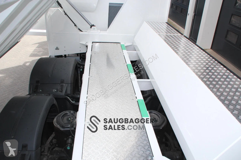 Camion MAN 26.510 6X2-4 MTS DINO 8 SAUGBAGGER