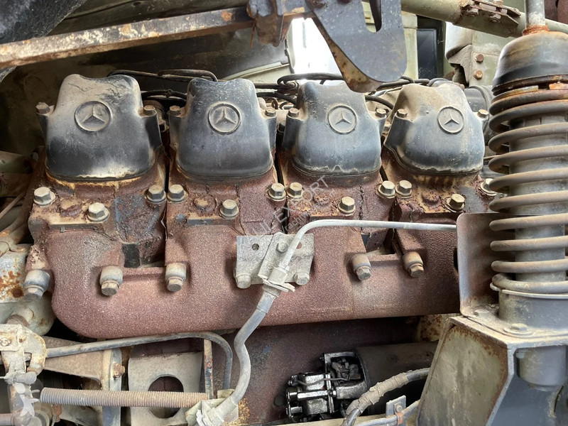 Vrachtwagen Mercedes Open Box 6x6 V8 Full Steel...