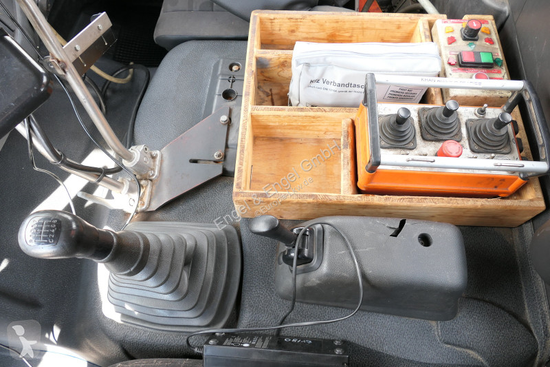 Kamion Mercedes 1828 AK Kran Axor-R Atlas 85.2...