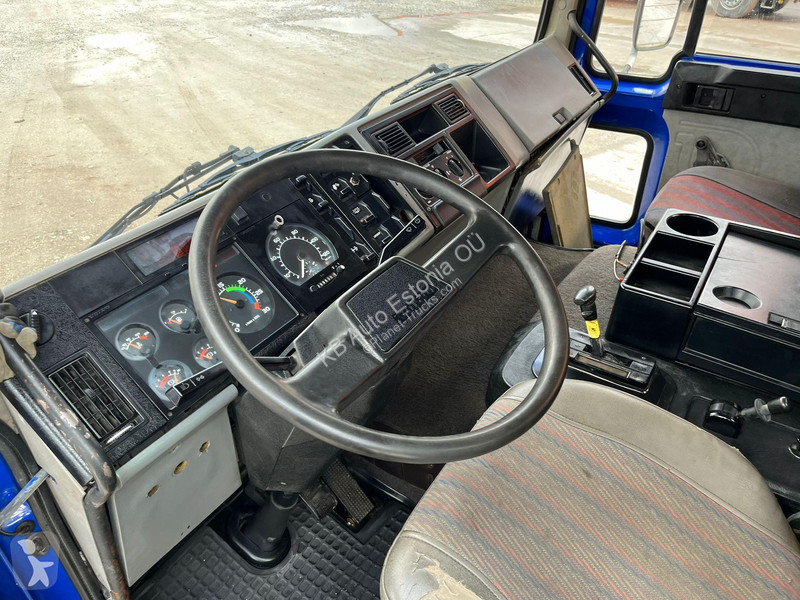 Kamion Volvo FL 608 4x2 PK 8200 / BOX L=4249 mm