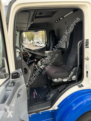 Kamion Mercedes 1824L Bi-Temp. Kühlkoffer 8,67m...