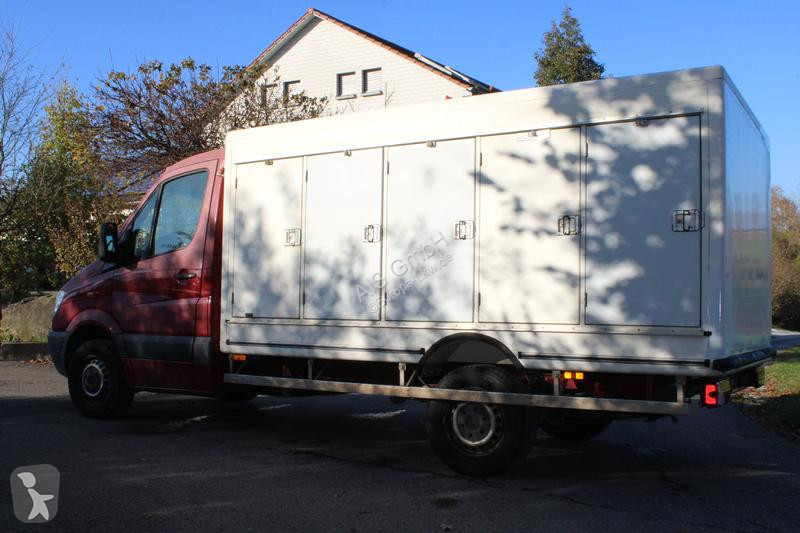 Véhicule utilitaire Mercedes 310 Freezevan 5+5...