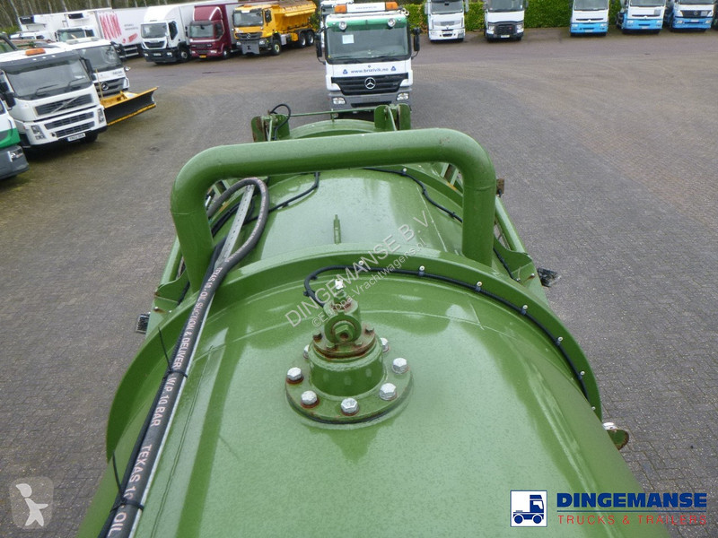 Lastbil Volvo FM7 290 6X4 RHD vacuum tank 13.7 m3