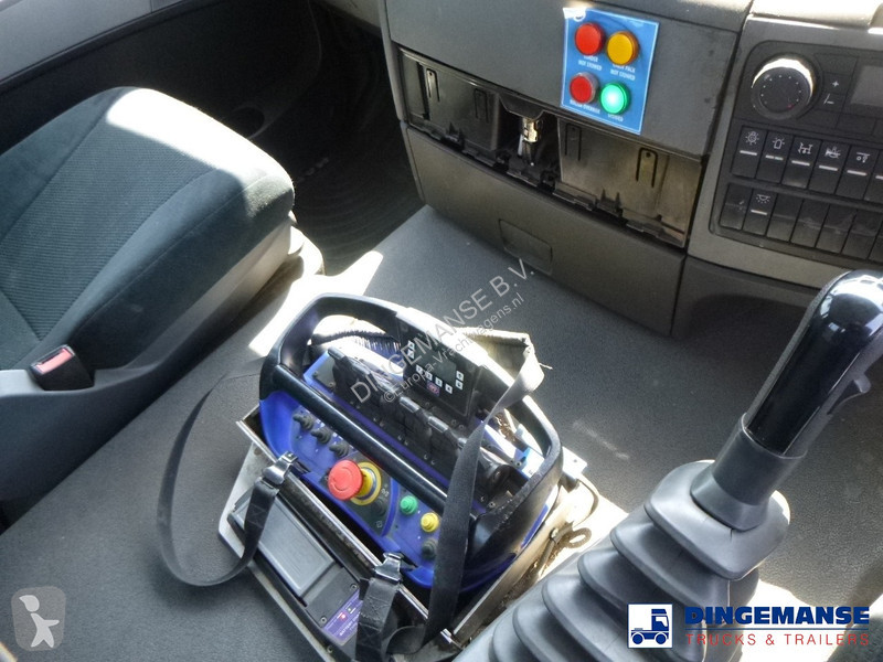 Camion MAN TGS 6X2 RHD + HMF 1420-K2 + grapple