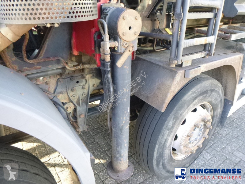 Camion Mercedes 3236 8x4 RHD tipper + Hiab 1283...