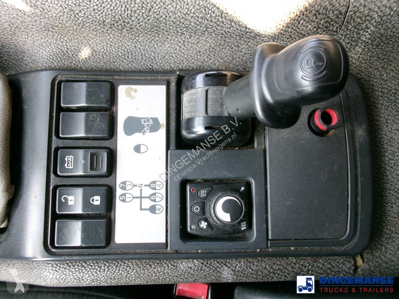 Kamion Renault 370 6x2 chassis