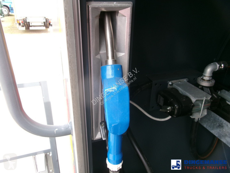 Camion MAN HX 18.330 4X4 RHD fuel tank 5.5 m3