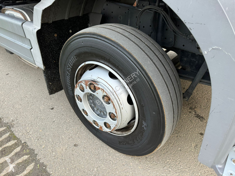 Kamion Mercedes 4x2 Cargo Truck EURO5