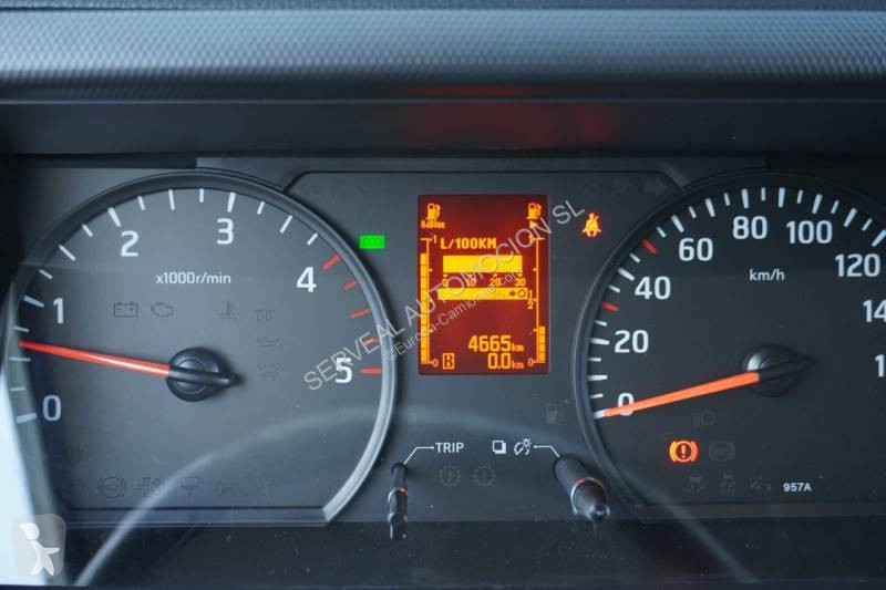 شاحنة Nissan