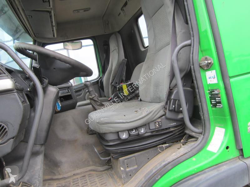 Kamion Volvo 260 FM