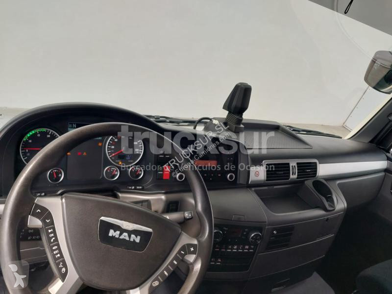 Camion MAN 35.400 8X2*6