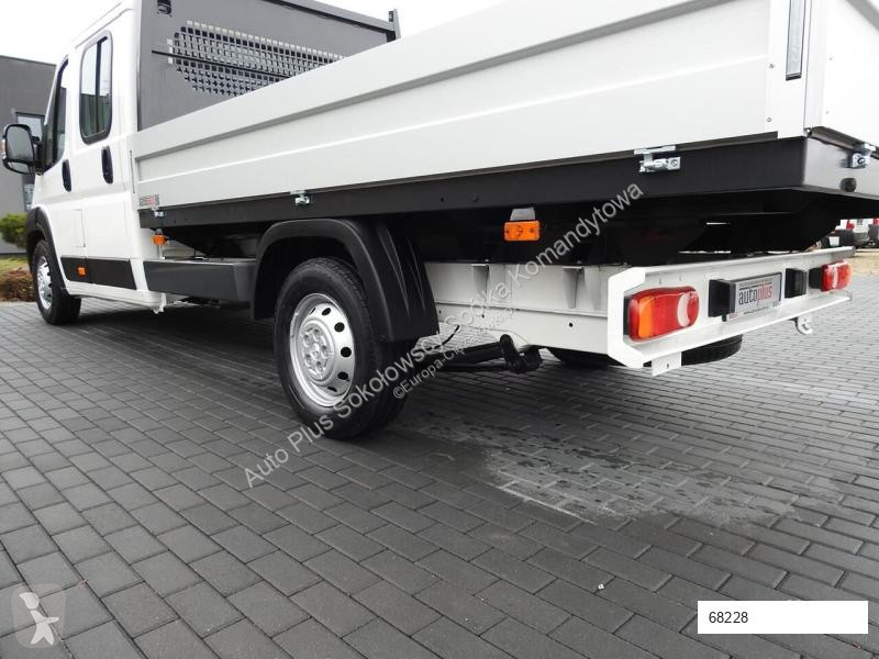 Véhicule utilitaire Peugeot BOXER SKRZYNIA...