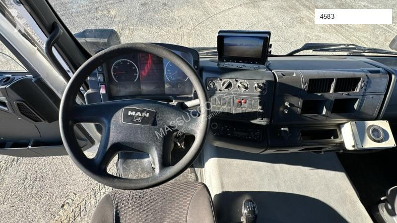 Kamion MAN 41.390 F 8X4