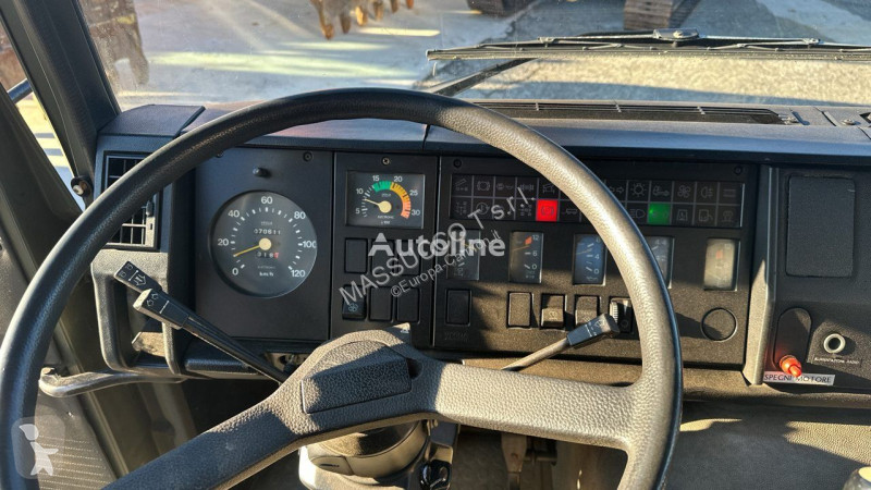 Camion Iveco 260-35 6x4