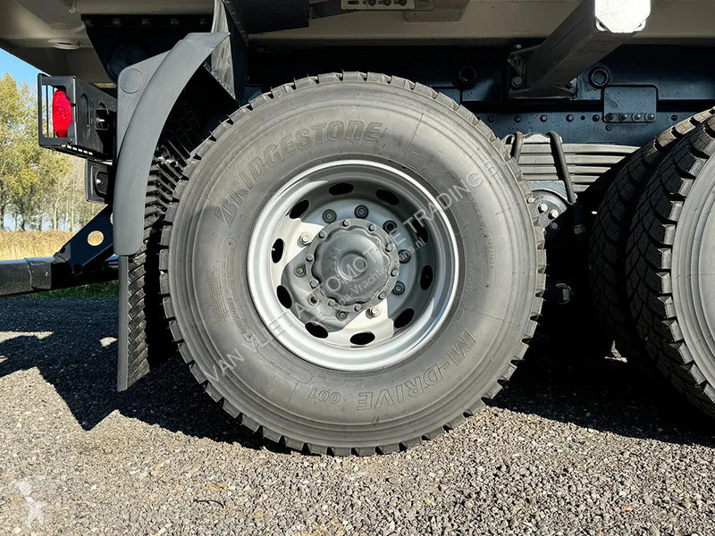 Camión MAN 41.400 BB CH 8x4 Tipper Truck