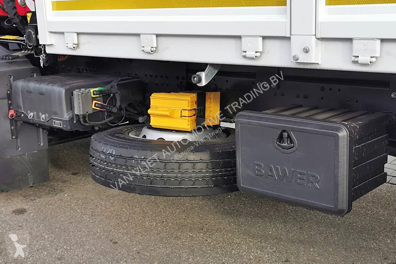 Camion MAN 18.250 BB CH Flatbed with Crane (2...